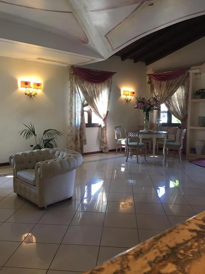 Hotel Terra Di Gallura 布多尼 3*,  意大利